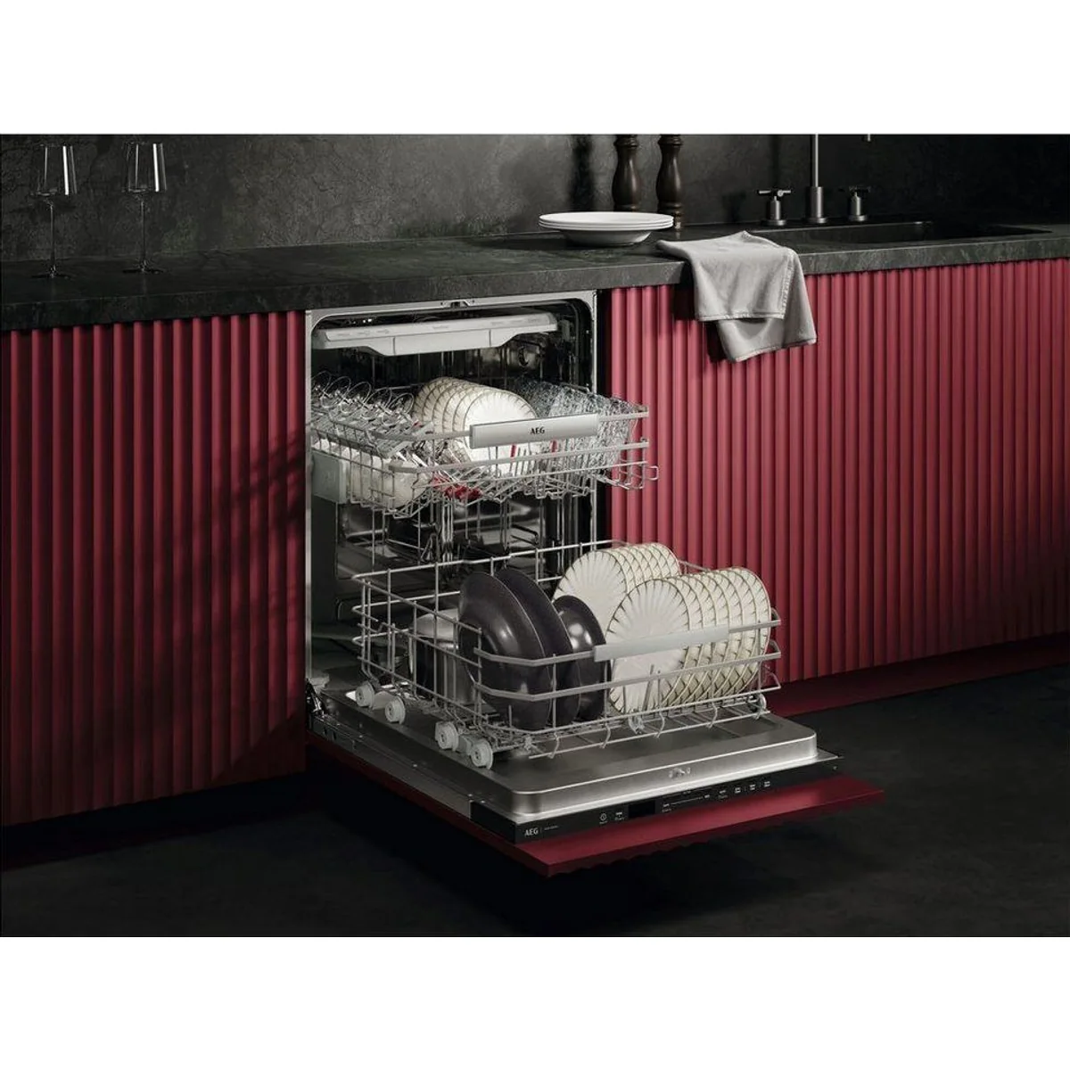 AEG GI8200A2TC Geschirrspüler, 60 cm, 14 Maßgedecke, leise 38 dB, 8,4 l Wasserverbrauch 2