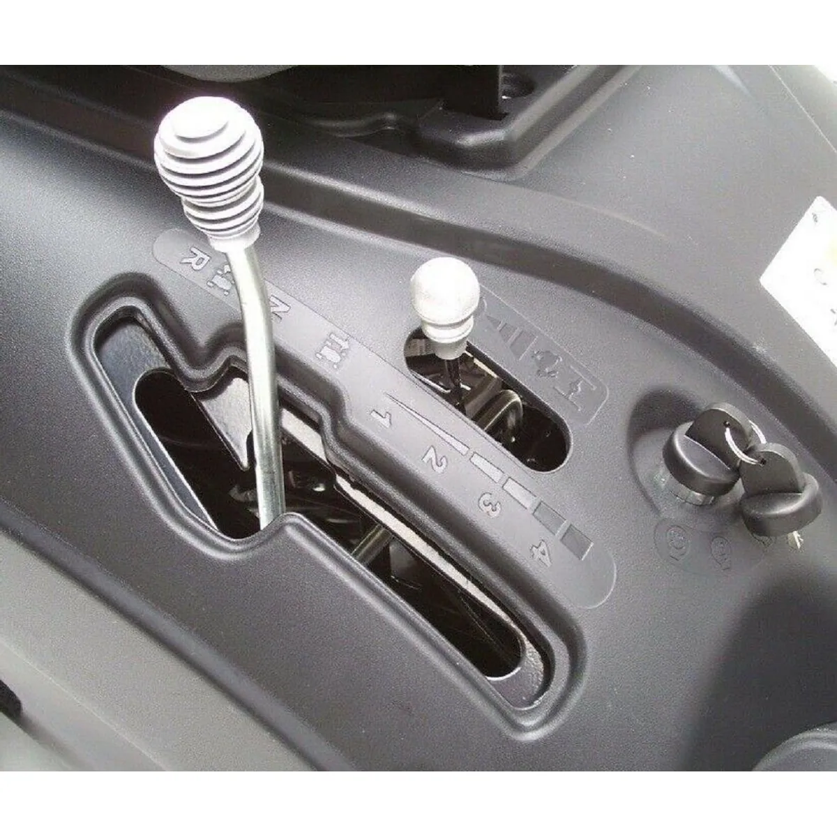 Apex Benzinrasenmäher 610, 6,5 PS, Elektrostart, 150 L Fangkorb 4