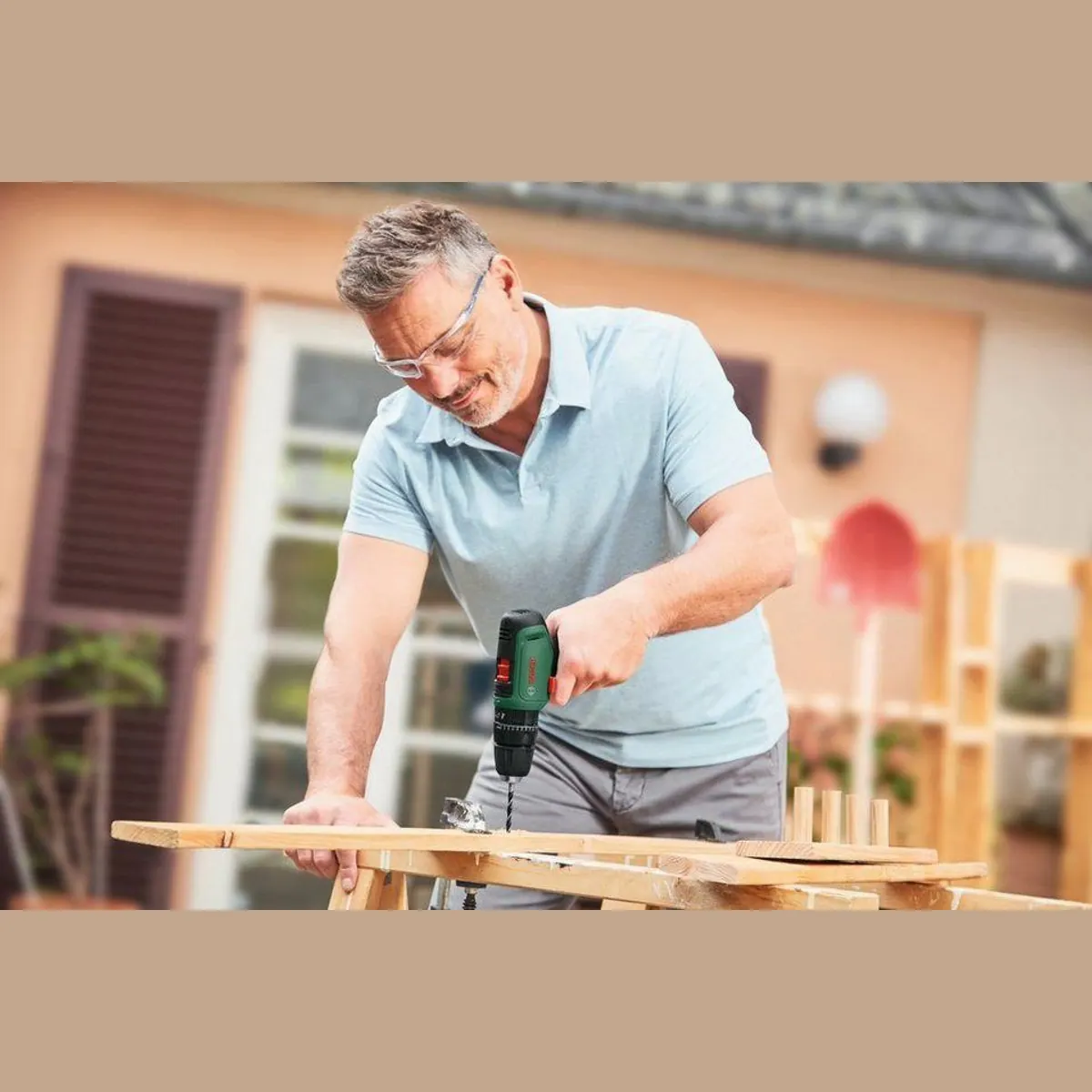 Bosch Home & Garden EasyImpact 1200, kompakt, leistungsstark, 2 Akkus inklusive 4