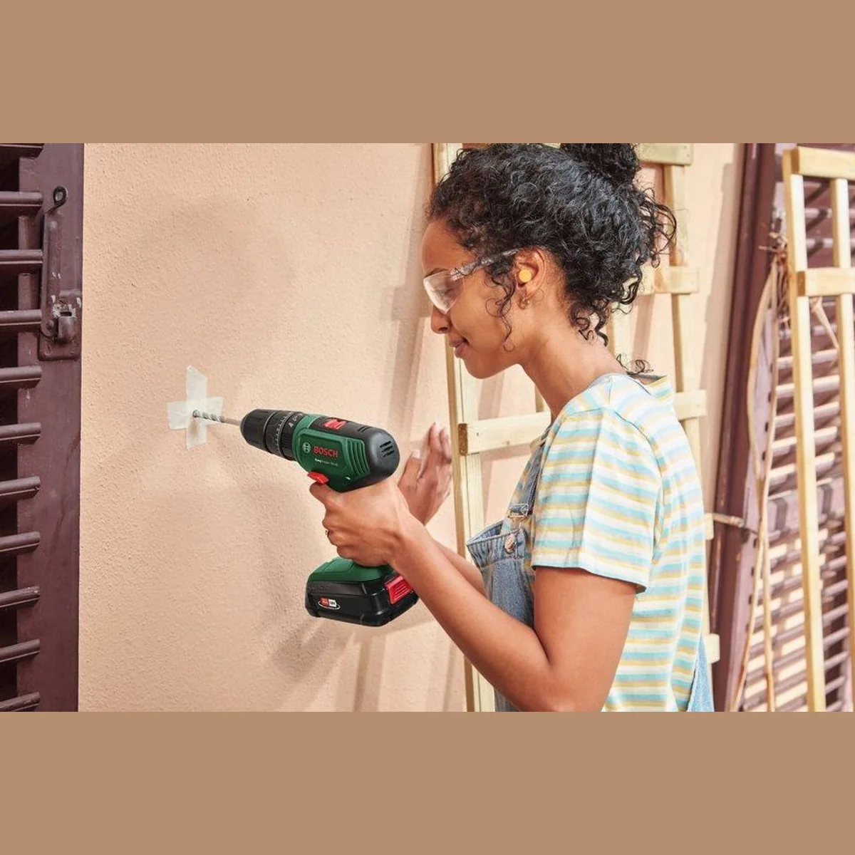 Bosch Home & Garden EasyImpact 18V-40, vielseitiger Akku-Schlagbohrschrauber mit umfangreichem Zubehör 5