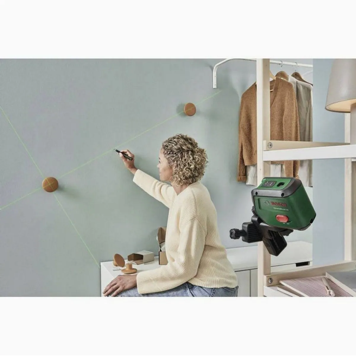 Bosch Home & Garden AdvancedLevel 2G Kreuzlinienlaser, präzise Selbstnivellierung, grüne Laserlinien 4