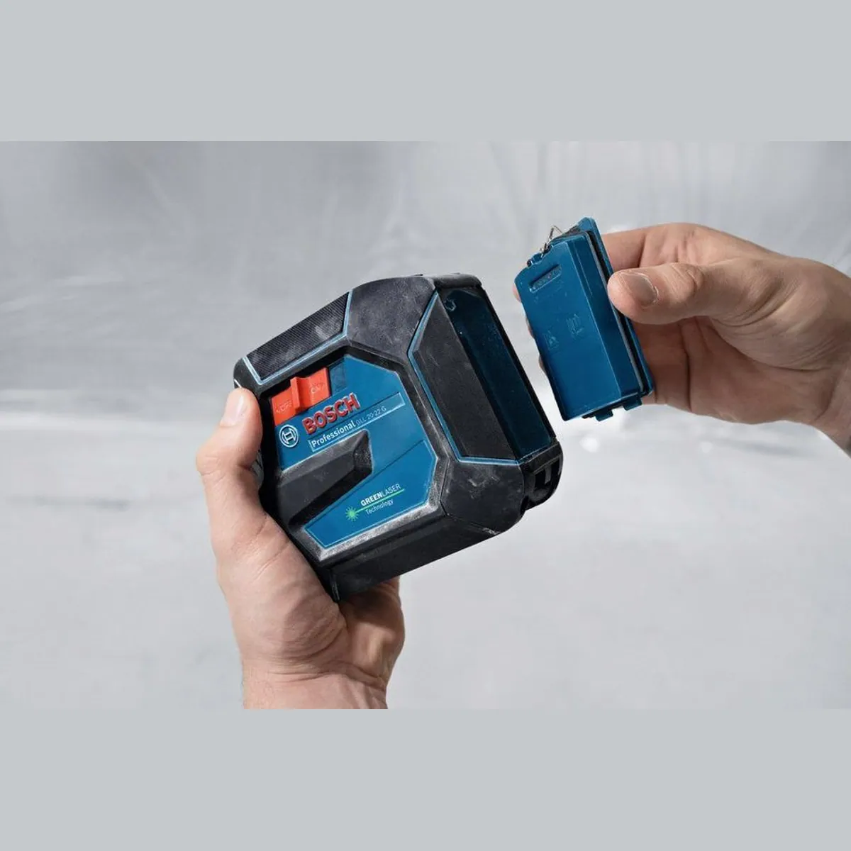 Bosch Professional GLL 20-22 G, Linienlaser mit Dual Power Source 4