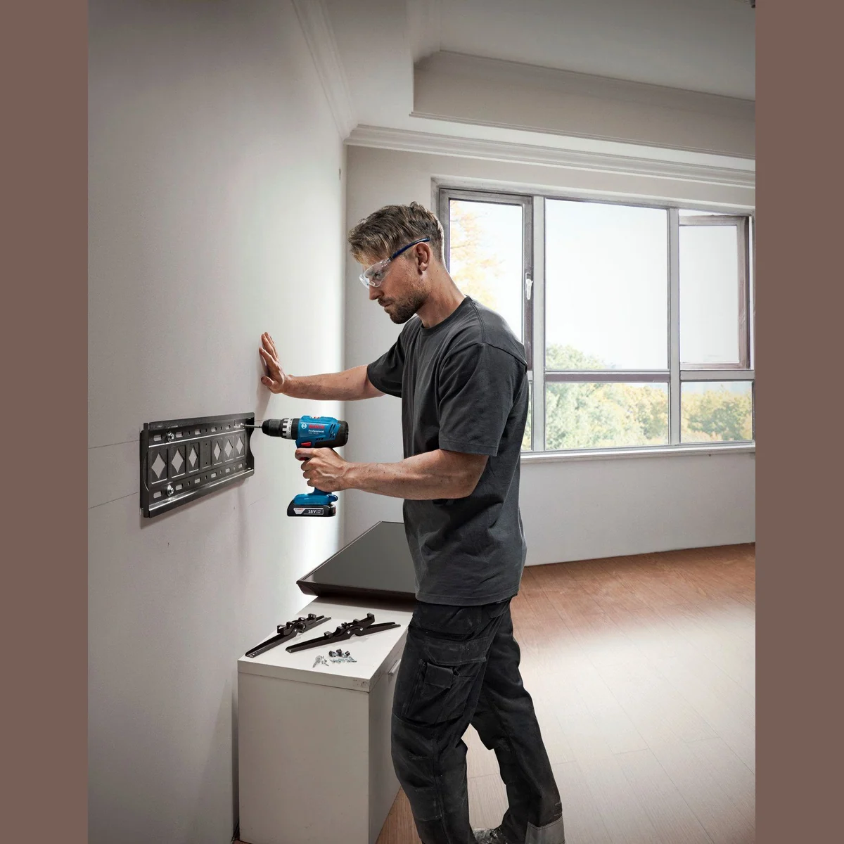 Bosch Professional GSB 18V-25, Akku-Schlagbohrschrauber, hohe Leistung, vielseitig einsetzbar, inkl. 2 Akkus 2