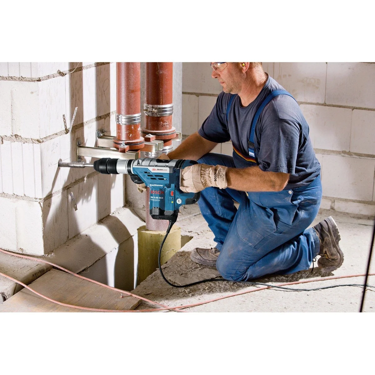 Bosch Professional GBH 5-40 DCE, kraftvoller Bohrhammer mit Vibration-Control und variabler Drehzahl 4