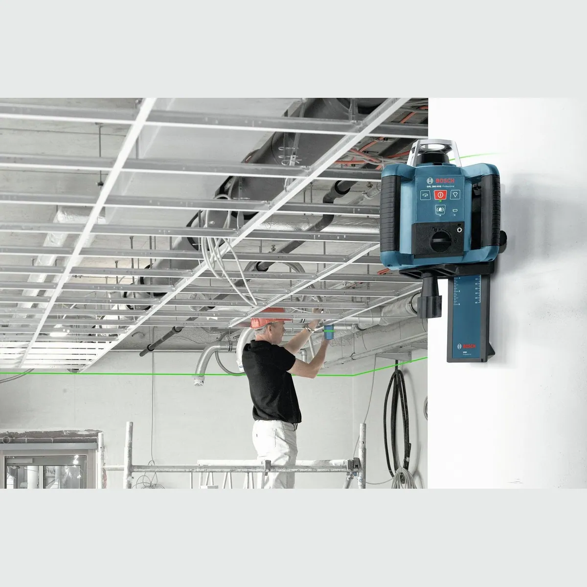 Bosch Professional GRL 300 HVG Punkt- und Linienlaser, grüne Laserlinie, hoher Arbeitsbereich 2