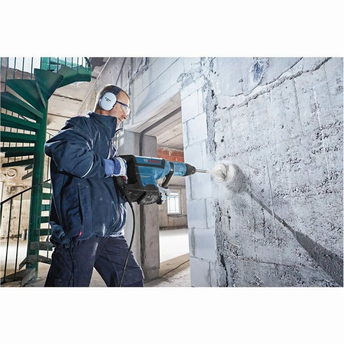 Bosch Professional GBH 12-52 D, 1.700 Watt, 19 Joule Einzelschlagenergie, robust und ergonomisch 4