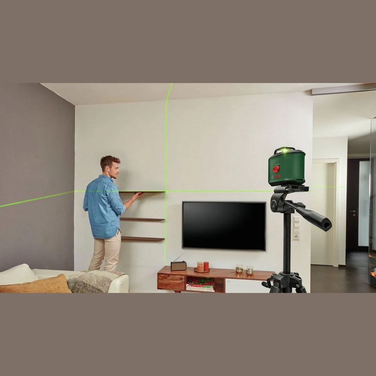 BOSCH UniversalLevel 360, hochpräzise Nivellierung, ausgezeichnete Sichtbarkeit 4