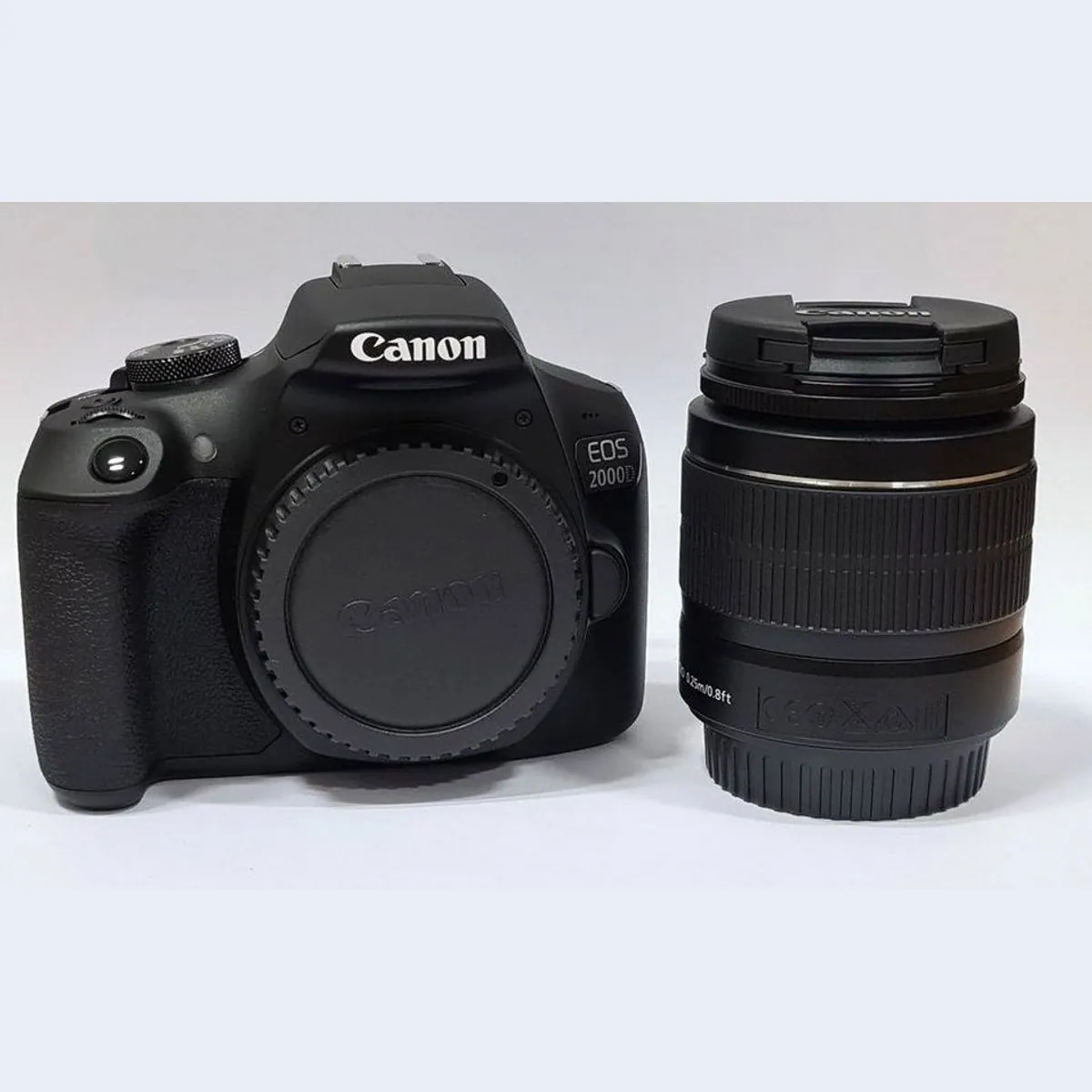 Canon EOS 2000D + EF-S II 18-55 mm, 24,1 MP, WLAN, Kreativautomatik