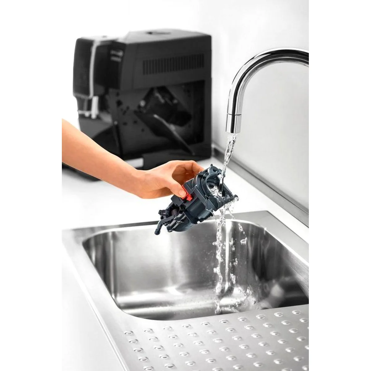 De'Longhi Dinamica ECAM356.57.B, 14 Kaffeegetränke, Kannen-Funktion, Kegelmahlwerk 5