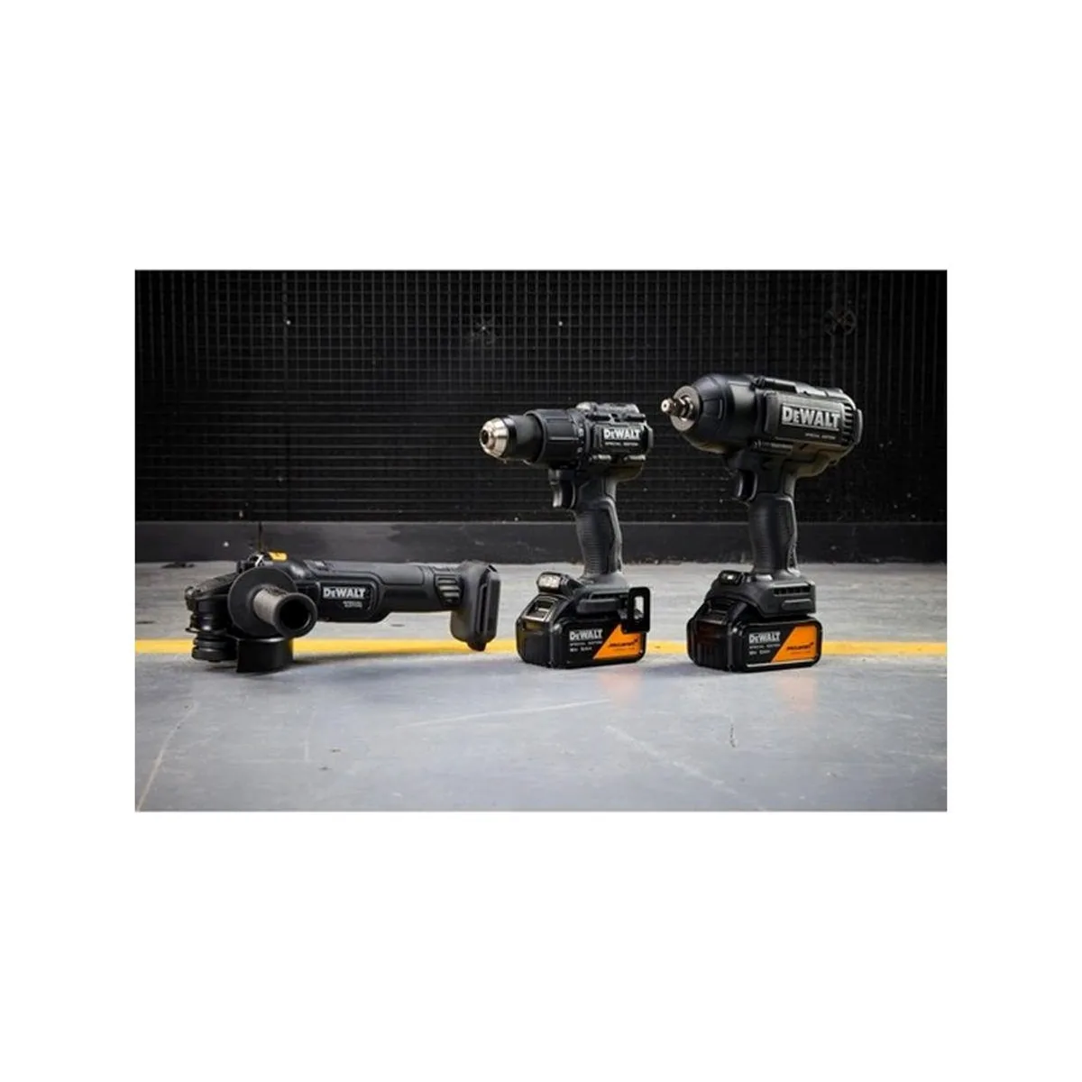 DeWalt Akku-Schlagbohrschrauber DCK3222MP2T-QW, Set mit 2 Akkus und Schnellladegerät 2
