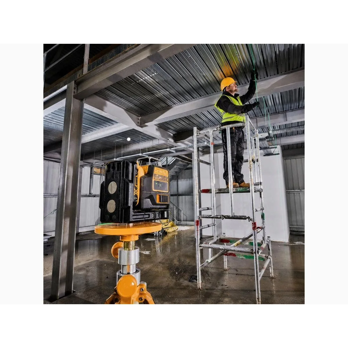 DeWalt Linienlaser 2x360°, grün, präzise Nivellierung, vielseitiges Zubehör 3