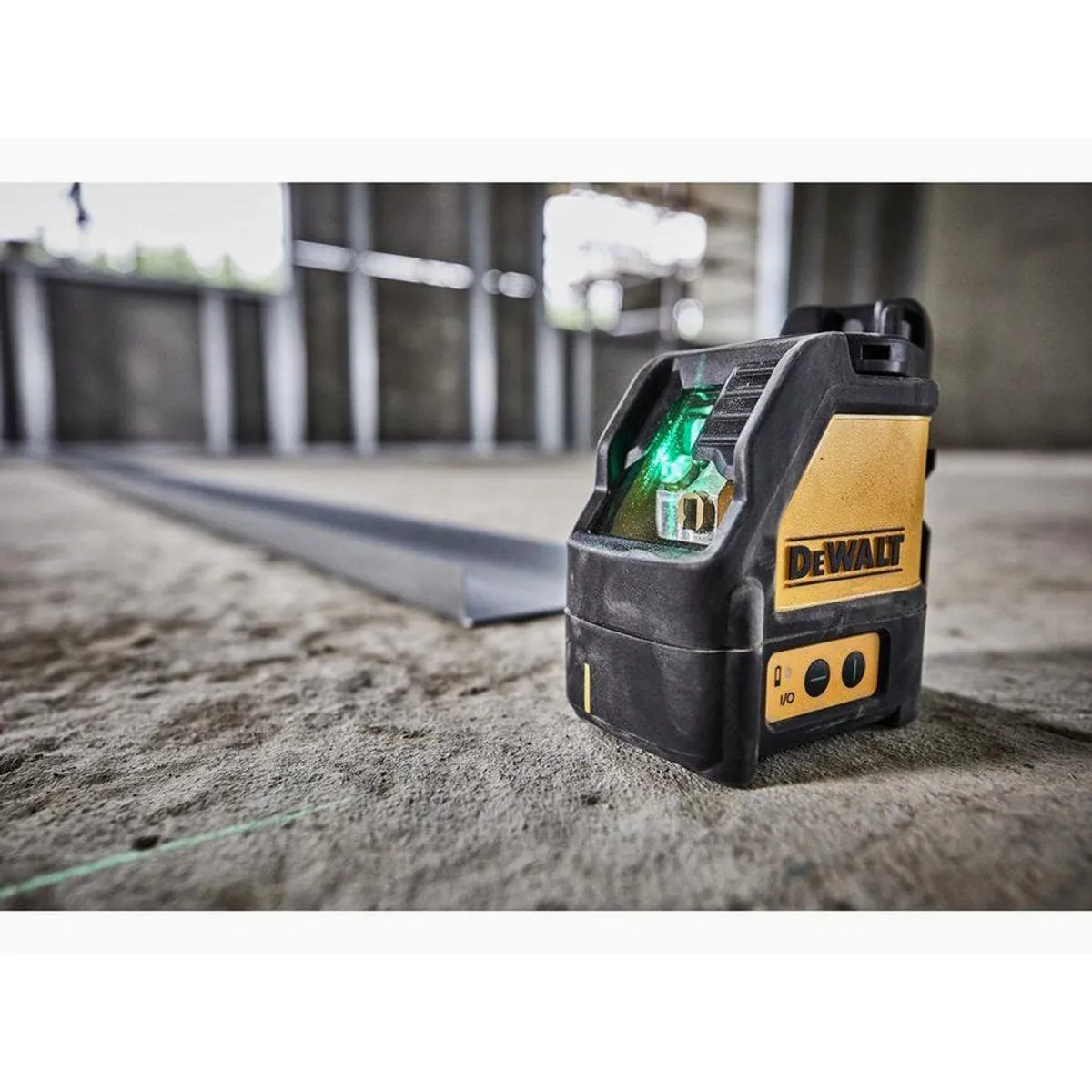 DeWalt Kreuzlinienlaser grün, exakte Selbstnivellierung, robuste Bauweise 4