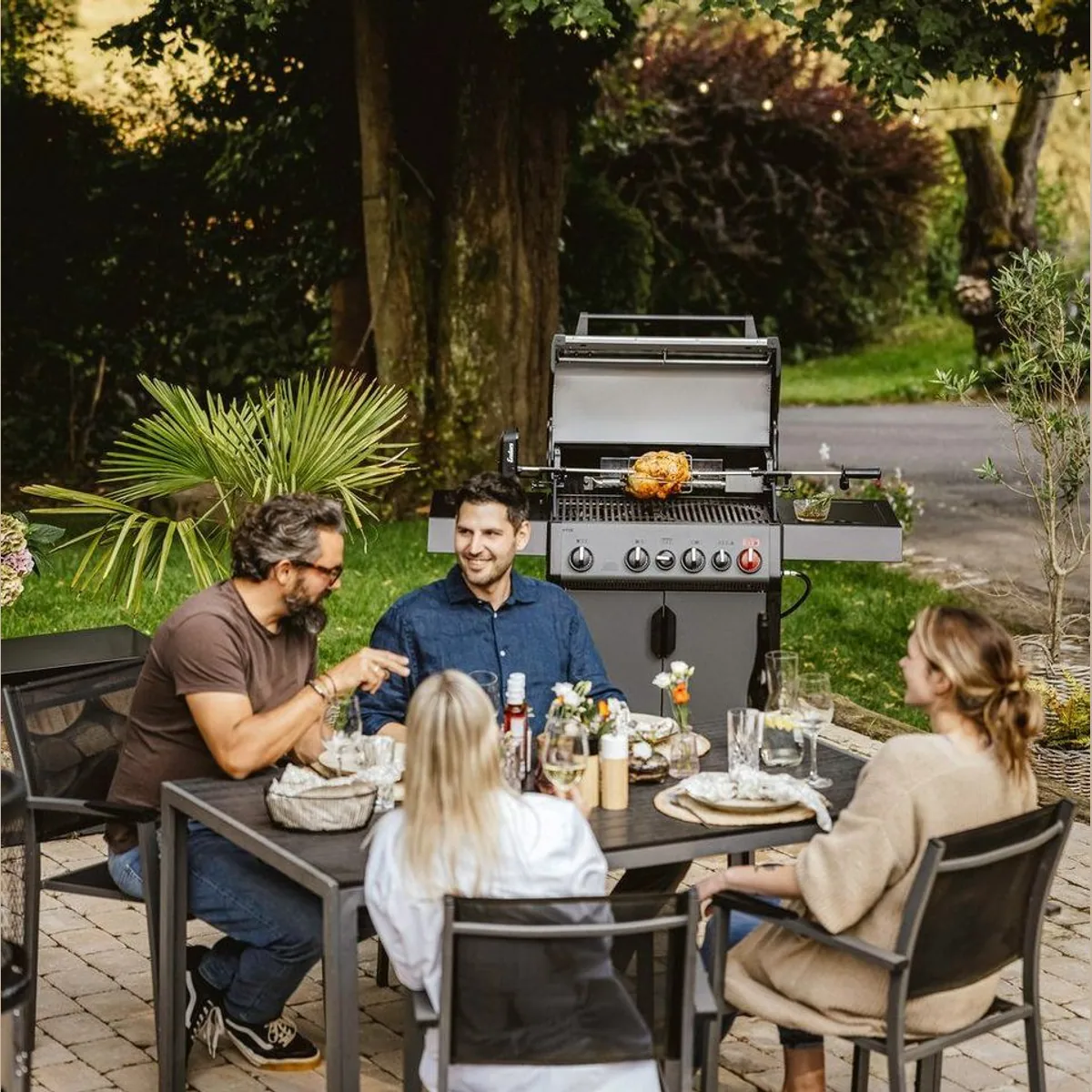Enders Gasgrill Hyde 4 SIKR Turbo, 4 Brenner, Infrarot-Backburner, Fleischthermometer 2