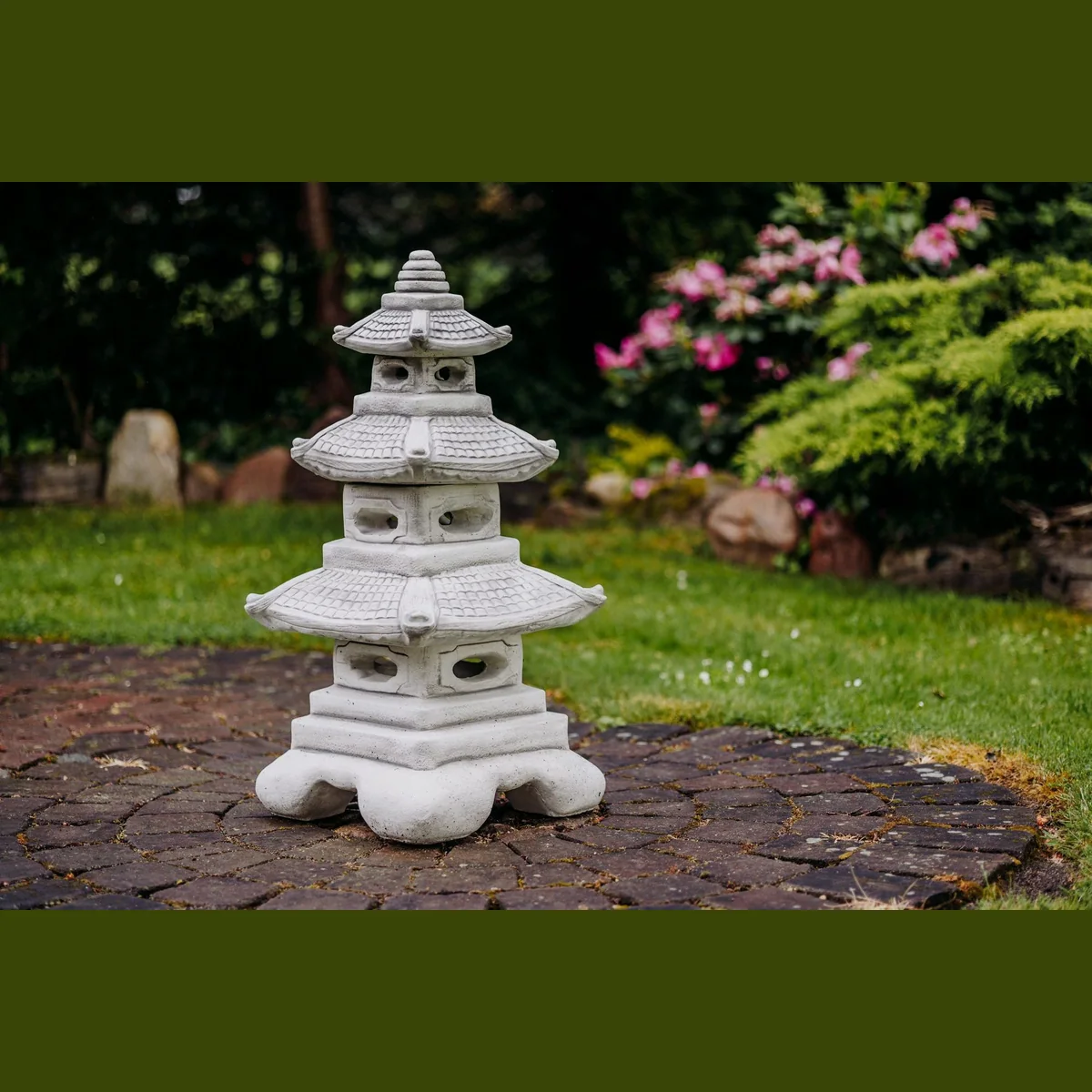 gartendekoparadies.de Steinpagode, 87 cm hoch, frostbeständig, massive Bauweise 3