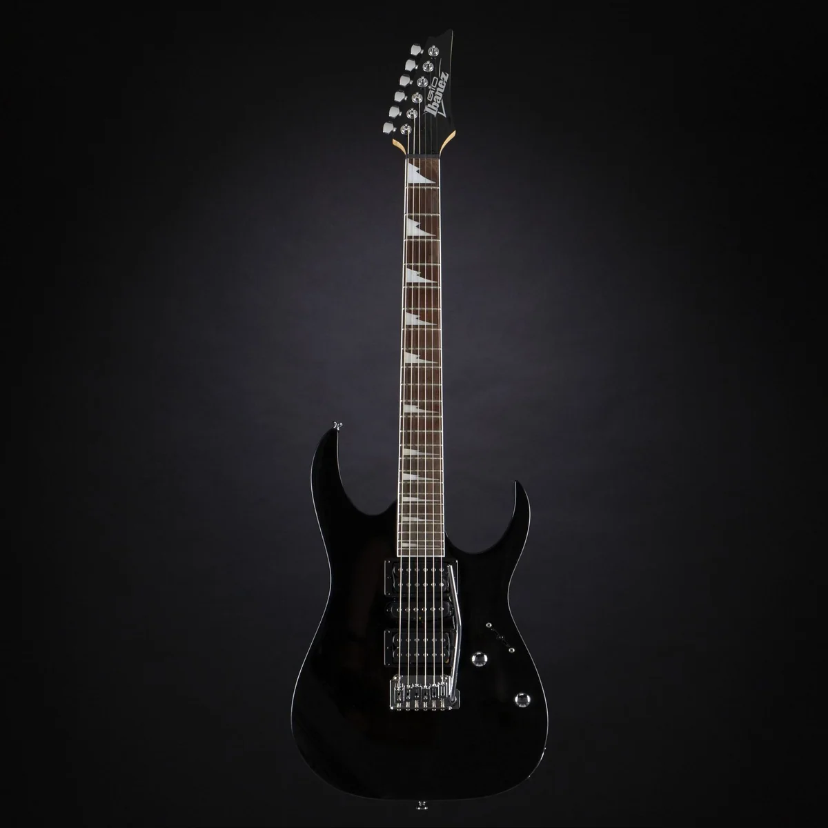 Ibanez Gio GRG170DX-BKN Black Night, vielseitige E-Gitarre mit HSH-Pickups 2