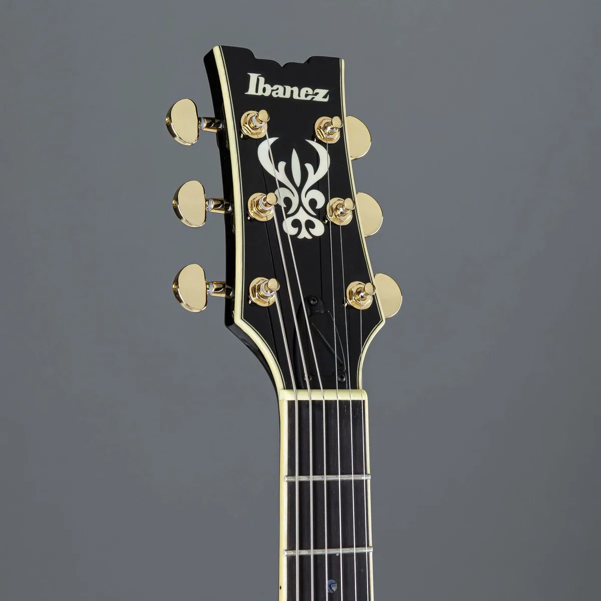 Ibanez Artcore Expressionist AMH90-BK, Hollow-Body E-Gitarre mit Humbuckern und Tri-Tone-Switch 3