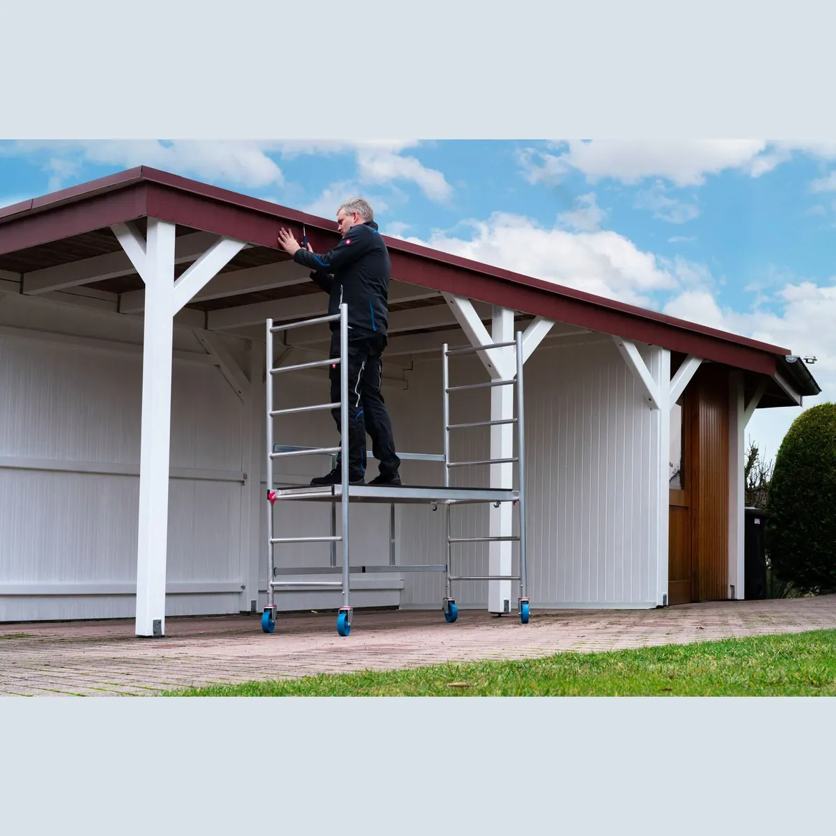 KRAUSE MONTO Klappgerüst, faltbar, 200 kg/m² Belastbarkeit, TÜV-geprüft 2