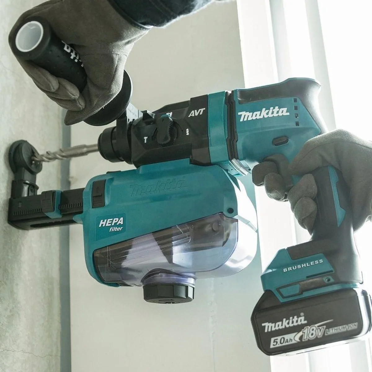 Makita DHR182RTWJ Akku-Kombibohrhammer, 18 V, SDS-PLUS, 2 x 5 Ah Li-Ion 2