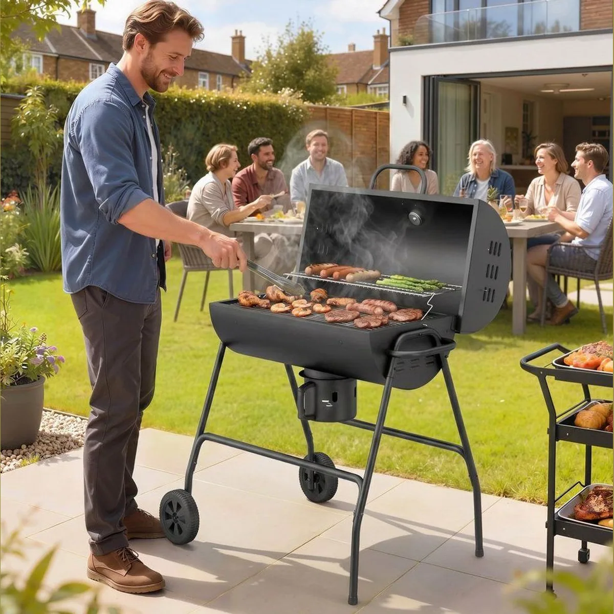 Outsunny Holzkohlegrill, BBQ Smoker mit Deckel, fahrbar — präzise Temperaturkontrolle, robustes Metall, leicht transportierbar