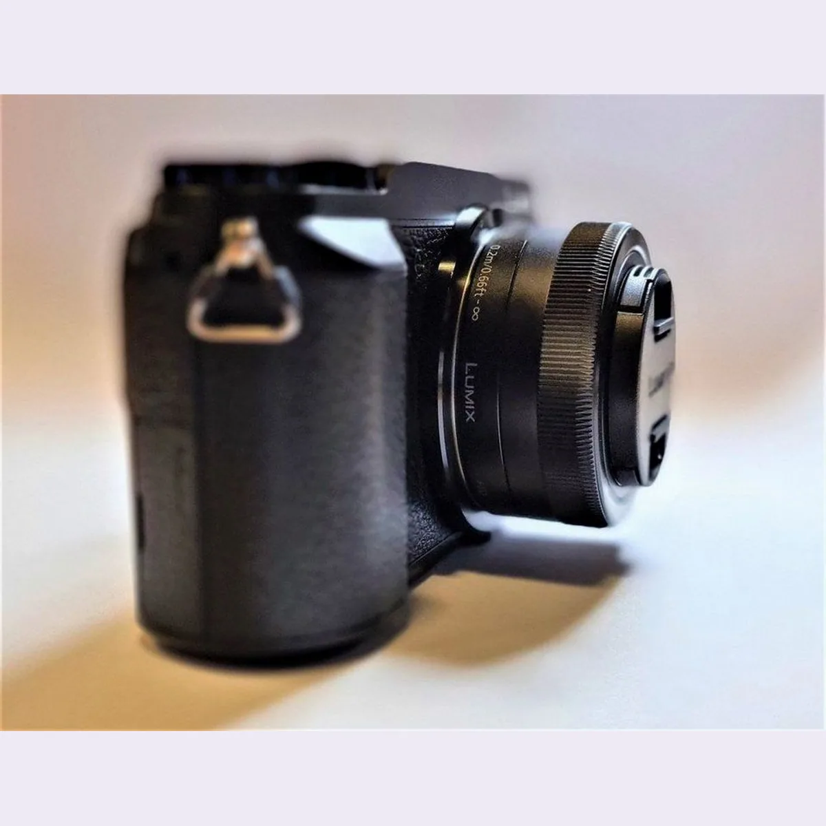 Panasonic Lumix GX80 Systemkamera, 4K Foto, 12-32 mm Objektiv, neigbarer Touchscreen 5