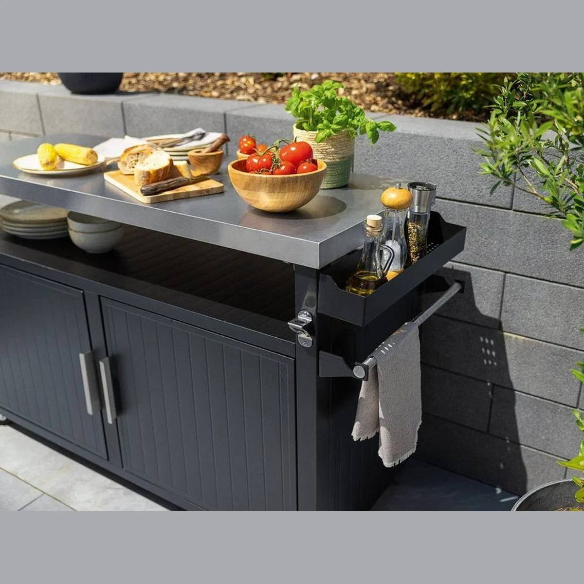 Primaster Grillwagen Napa XXL, großzügige Arbeitsfläche, robustes Edelstahl-Design, viel Stauraum 2