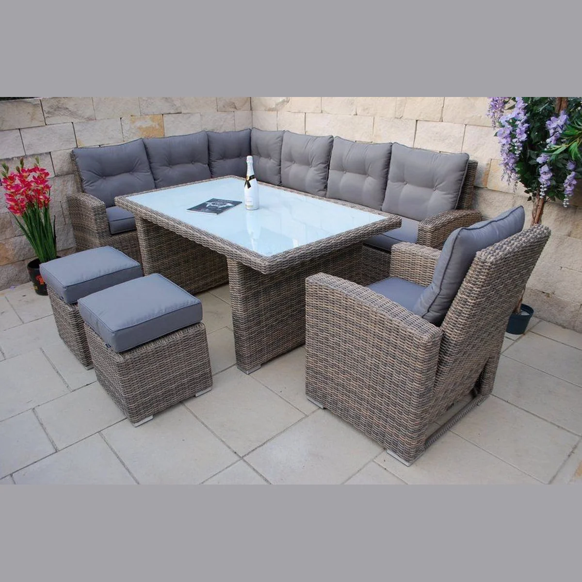 Ragnarök Möbel-Design Gartenlounge-Set Wieland XL, großzügiger Esstisch, hohe Polster, flexibel anpassbar