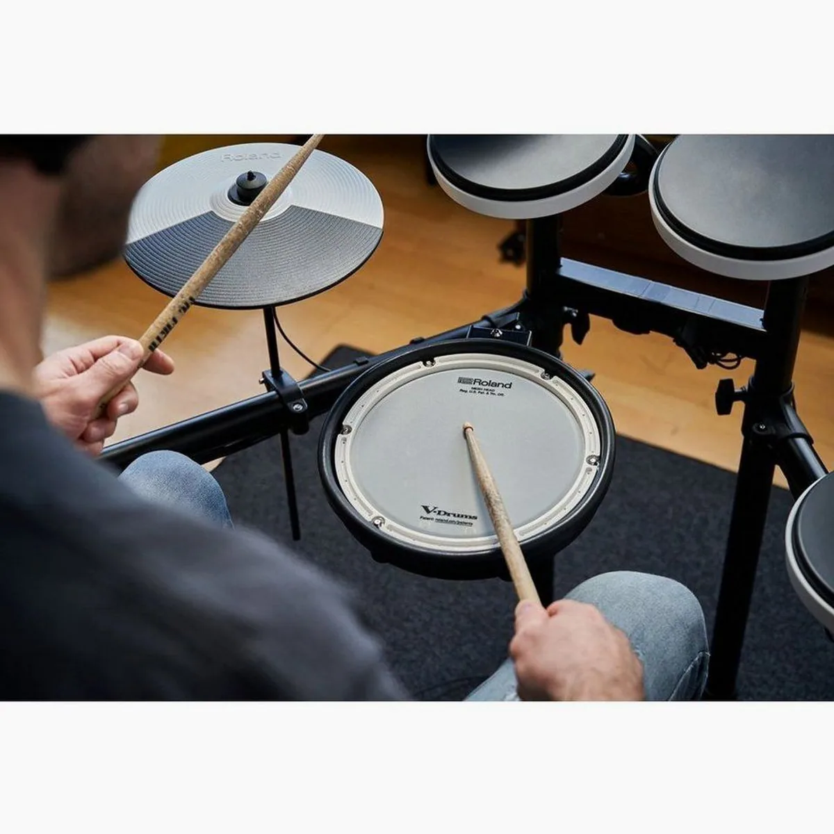 Roland TD-02KV E-Drum Set, 16 Kits, anschlagsdynamische Pads, integrierte Coach-Funktionen 5