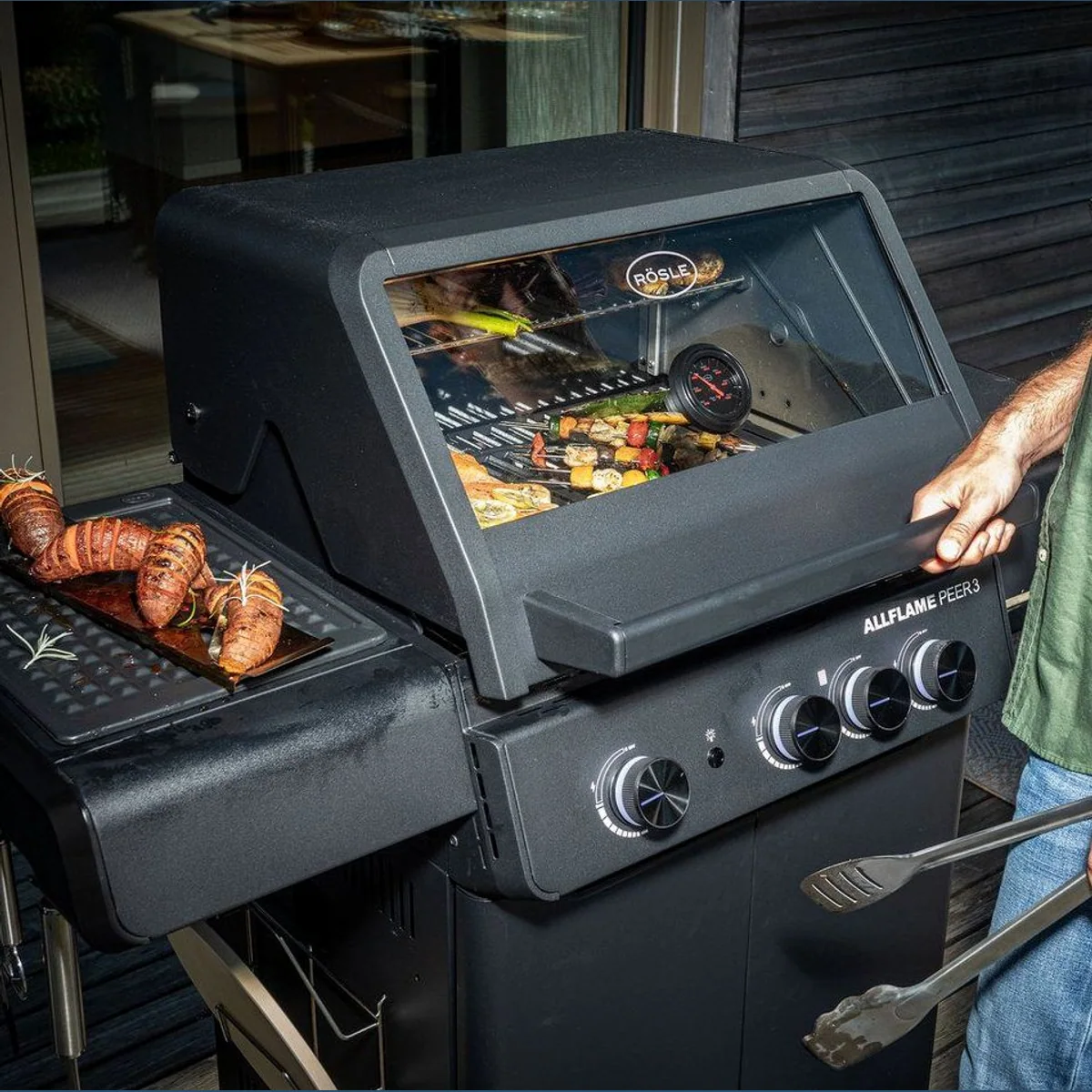 RÖSLE Gasgrill ALLFLAME Peer 3, leistungsstarke HEATSPIRE-Brenner, präzise Temperaturkontrolle 5