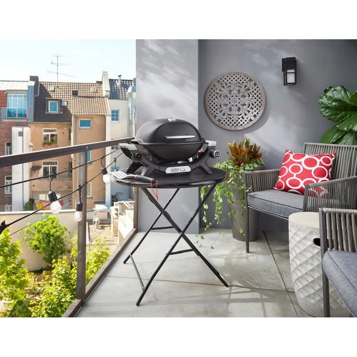 Weber Q1100N Gasgrill, kompaktes Design, Piezo-Zündung, Deckelthermometer 4